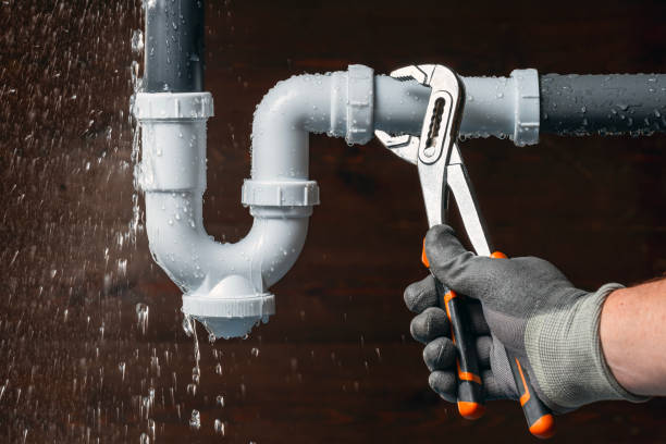 Professional Leak Detection technician working in Houston, PA